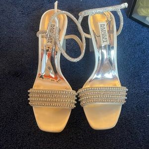 Badgley Mischka block heels